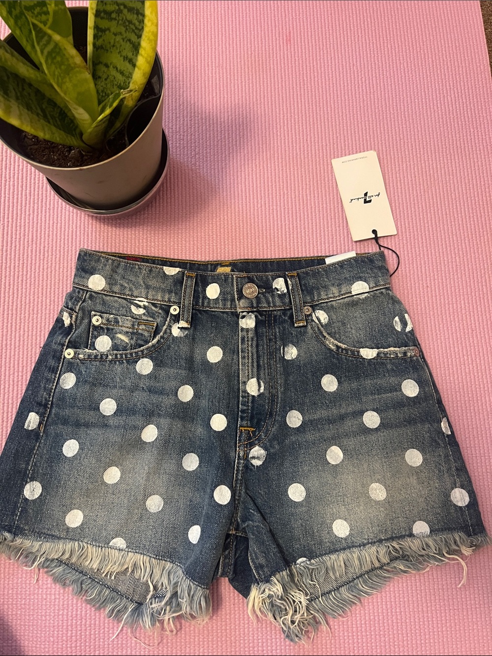 🔥🔥🔥7 For All Mankind Blue Polka Dot Denim Shorts with Frayed Hem S:24